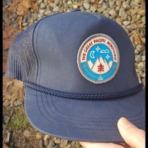 💙 2/$15 💙 Great PNW hat